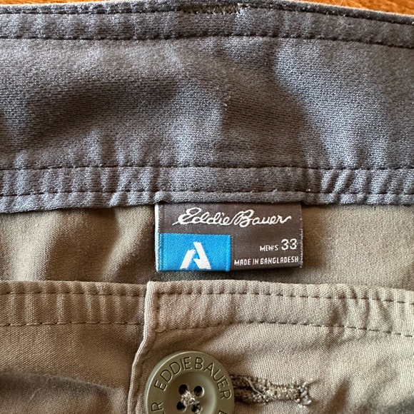 Three pair bundle of men’s size 33 shorts - Ben Sherman and Eddie Bauer - Picture 4 of 14